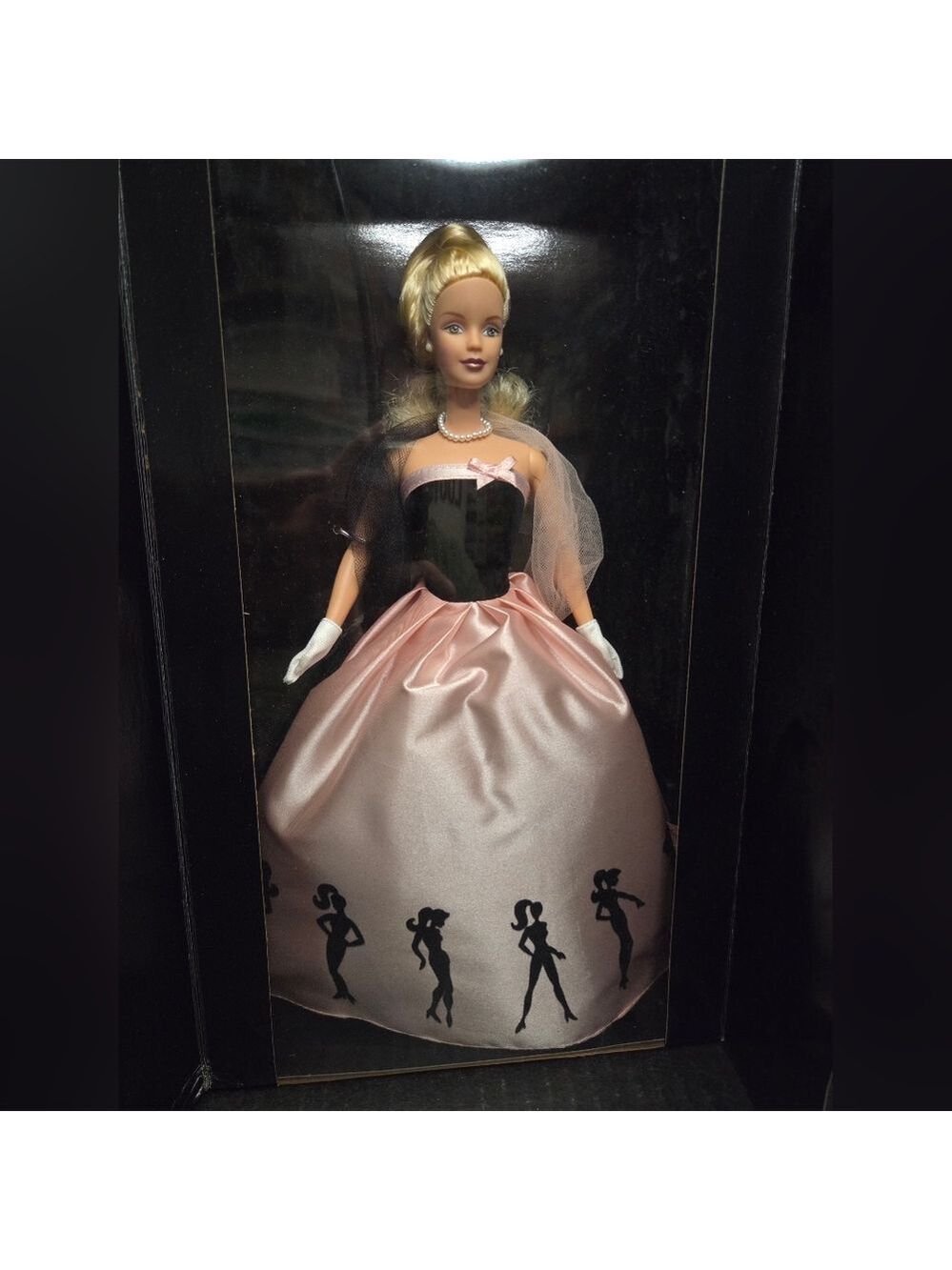 2000 Timeless Silouette Barbie #29050